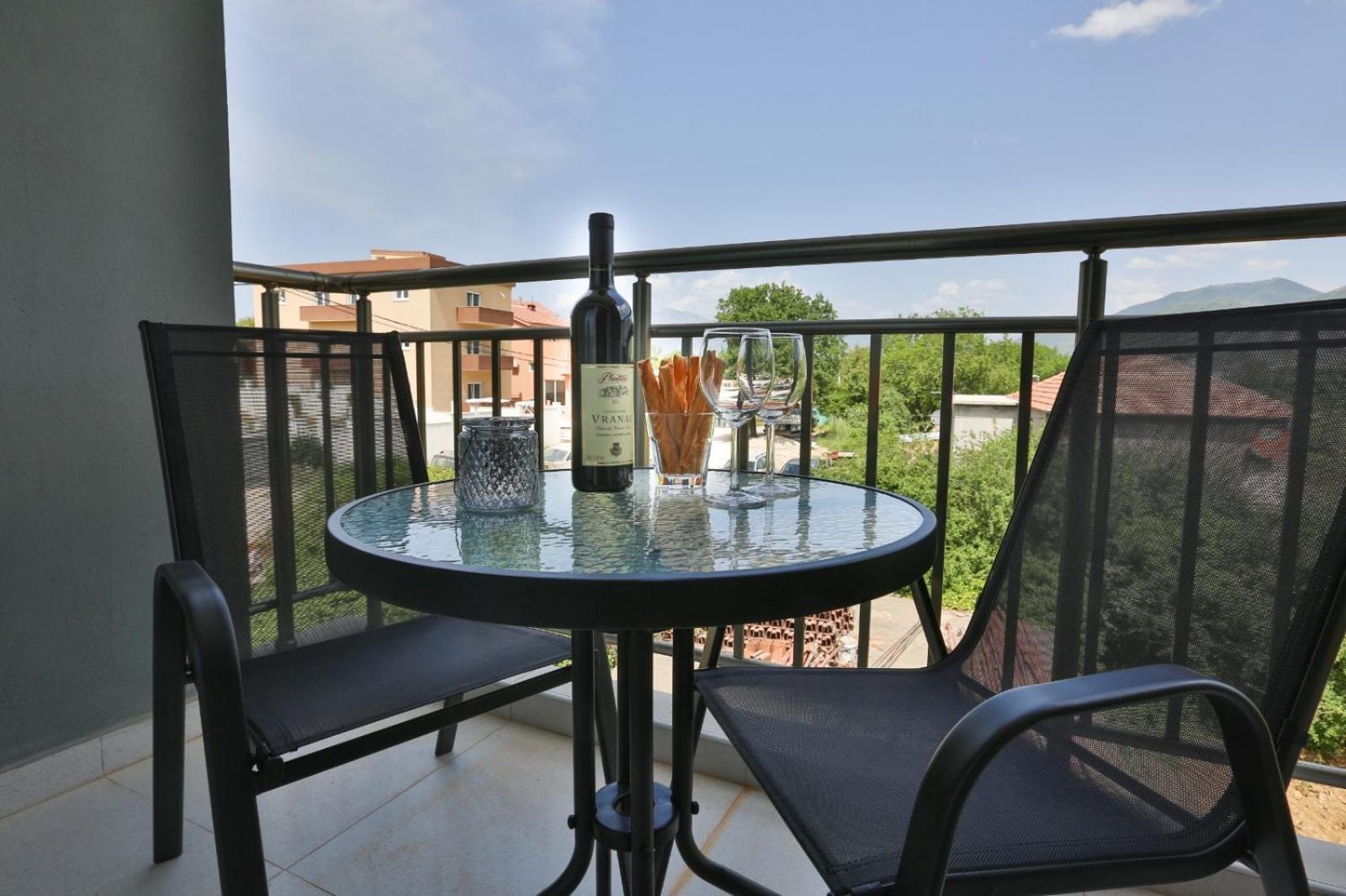 Kristina Apartments Tivat Zewnętrze zdjęcie